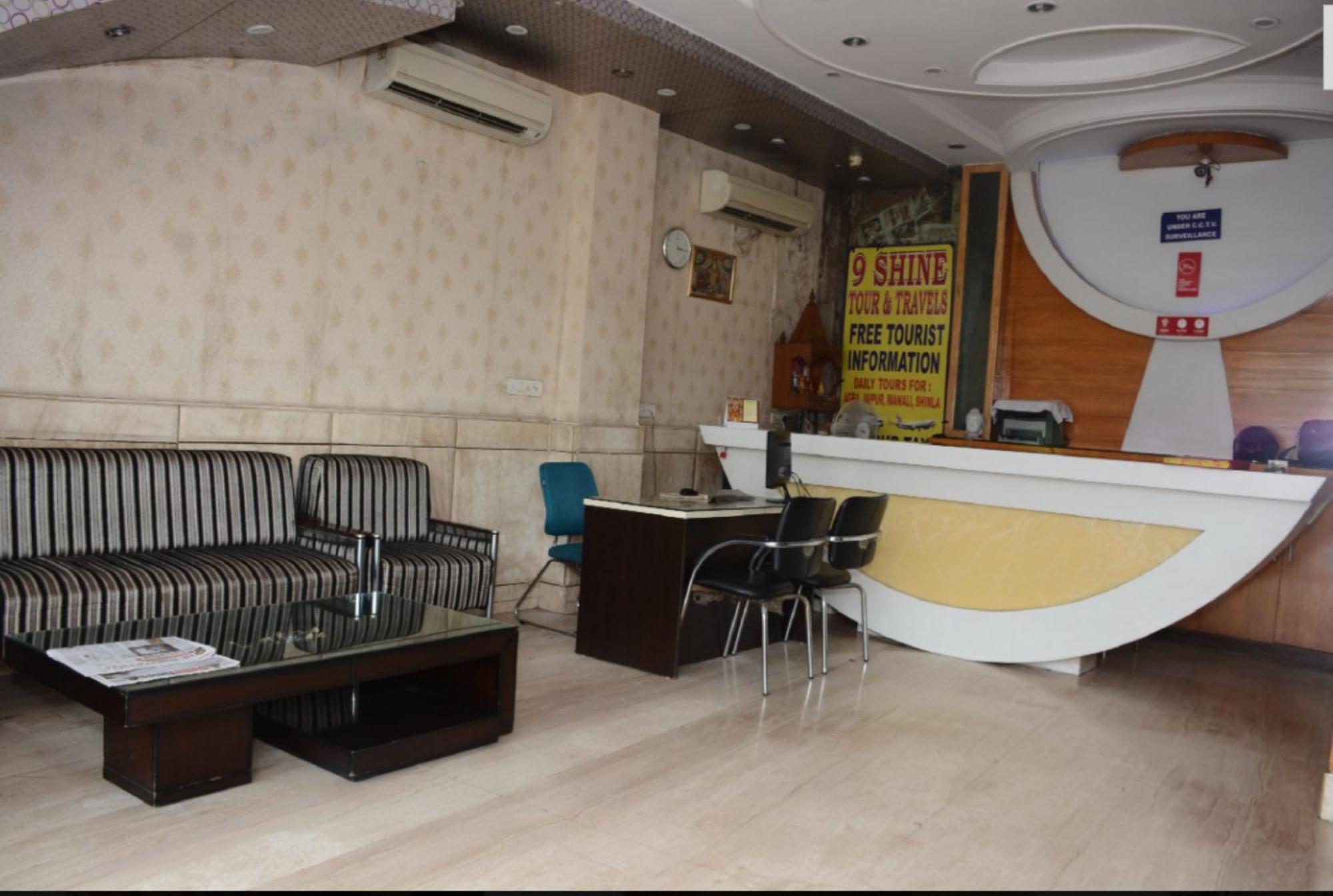 Capital O 6408 Hotel Delhi Heart Neu-Delhi Exterior foto