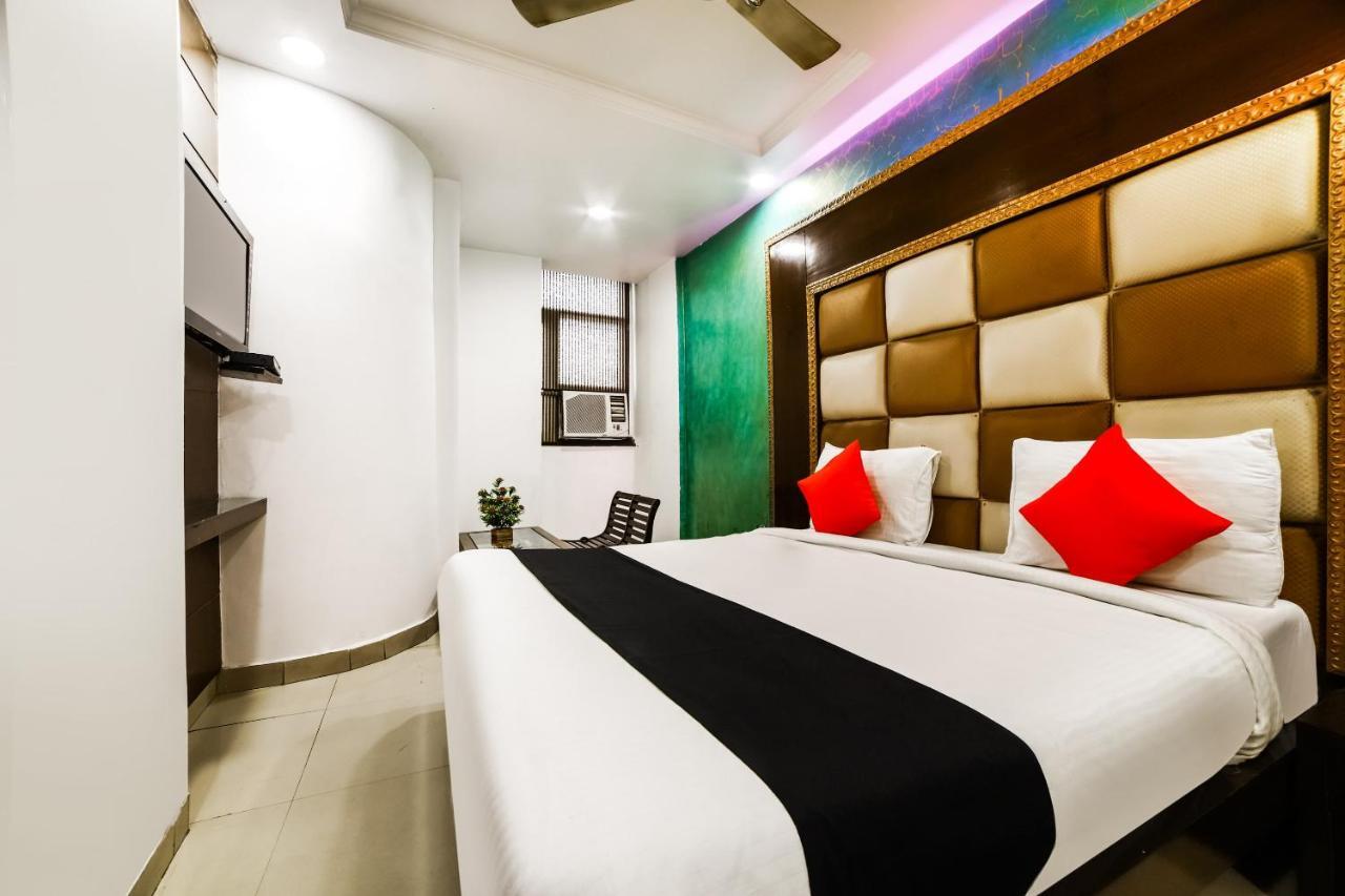 Capital O 6408 Hotel Delhi Heart Neu-Delhi Exterior foto