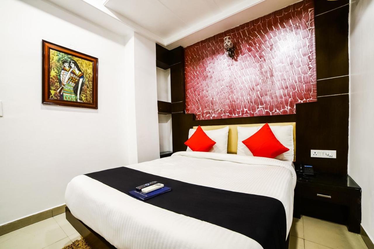 Capital O 6408 Hotel Delhi Heart Neu-Delhi Exterior foto