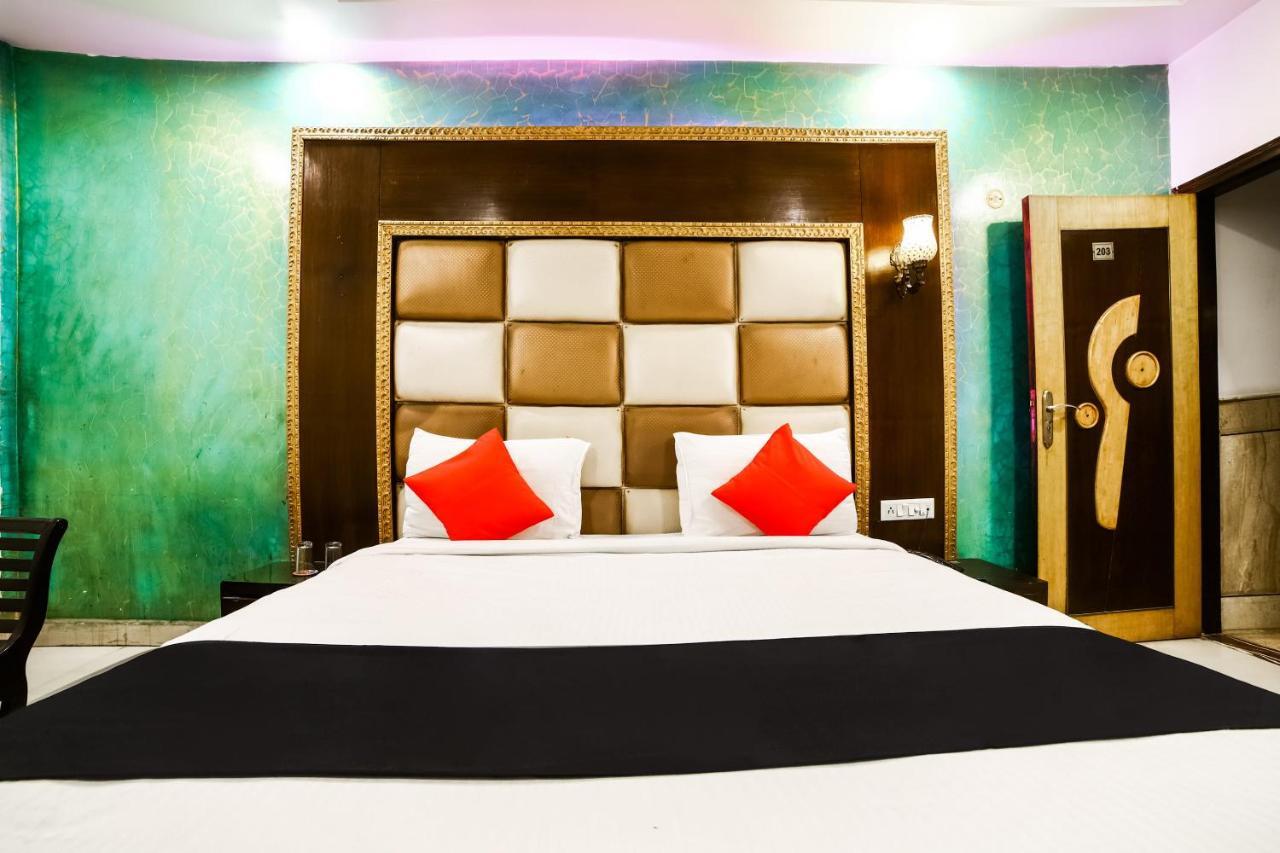 Capital O 6408 Hotel Delhi Heart Neu-Delhi Exterior foto